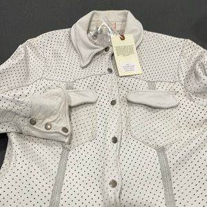 Jackett  leather NWT Perforated unlined shirt wire sewn in collar and cuffs